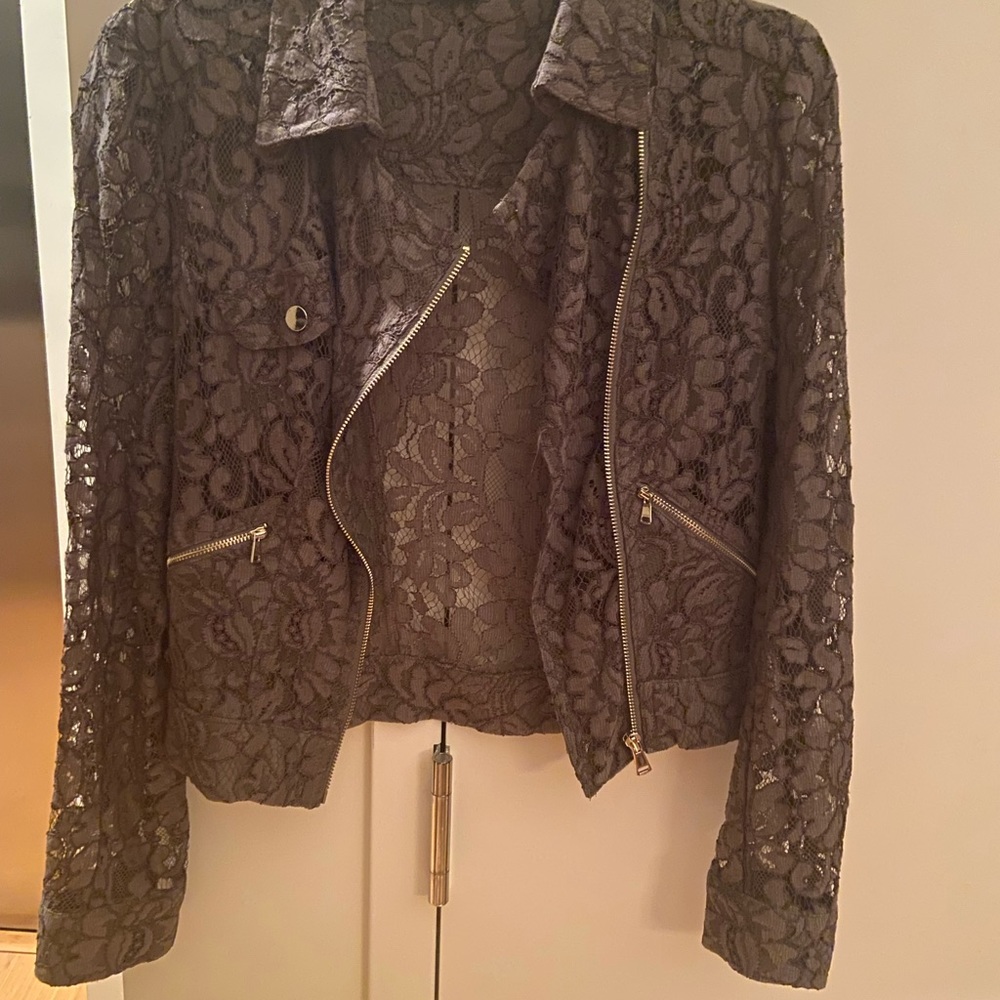 Bebe lace jacket size 2 in olive green